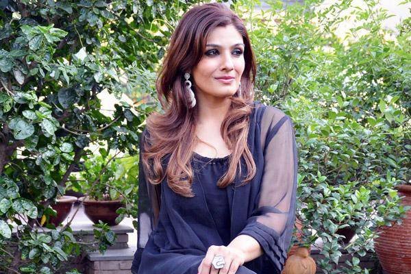 raveenatandonwillsurpriseeveryonewith"shab"